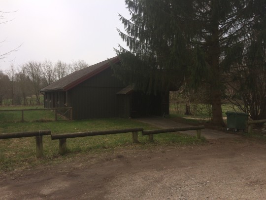 Høbjerghytten, front